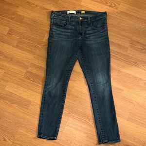 Women’s straight legged blue jeans